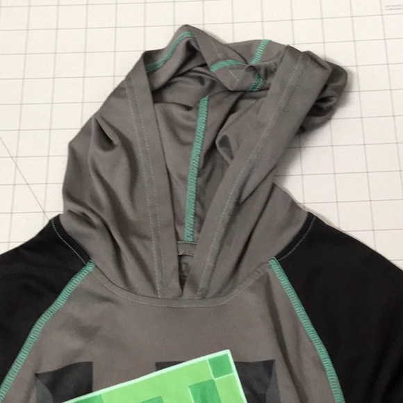 Boys size 8 Mojang Minecraft lot of 4 Shirts. - Picture 3 of 6